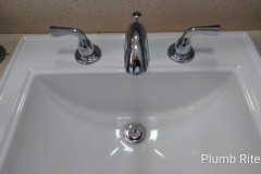 Bathroom-Wide-Spread-Lav-Faucet